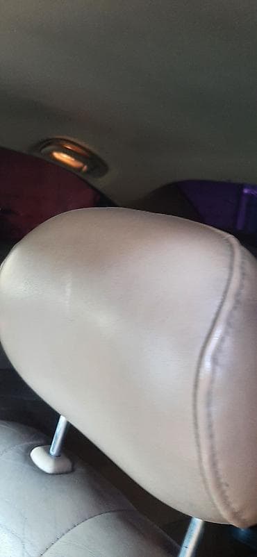 volkswagen passat 2004: Chrysler Concord: 3.2 l | 2000 il 18854 km Sedan — 5