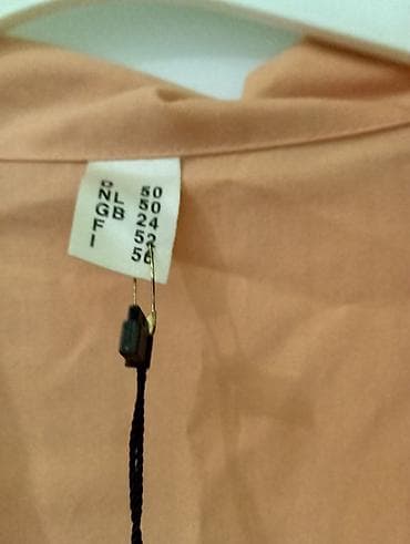 Üst geyimləri: Qadın köynəyi – şaftalı rəngi razmer etiketde yazılıb - Model — 2