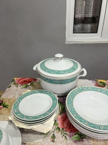 vesiqe qablari: Обеденный набор, цвет - Зеленый, Фарфор, Германия — 3