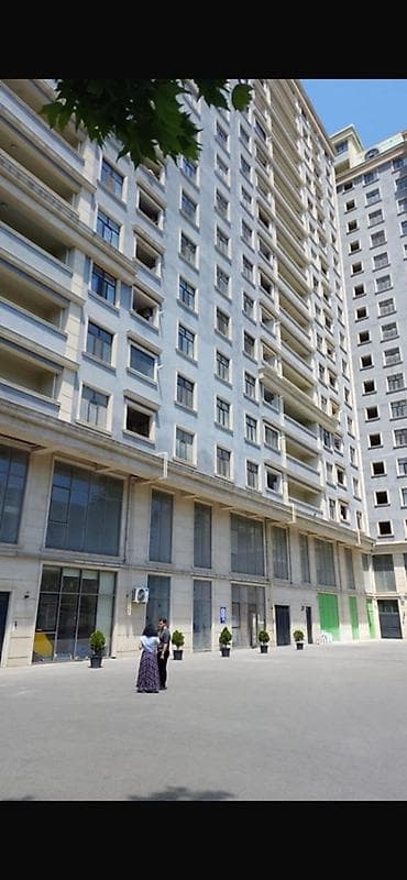 Obyekt təcili icarəyə verilir ! Qiyməti : 700 AzN. Gənclik metrosu — 4