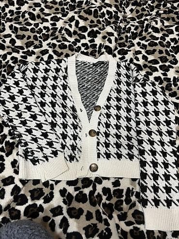 Kişi ayaqqabıları: Qadın kardiqanı – qara-ağ “houndstooth” (qazayağı) naxışlı - Model — 1