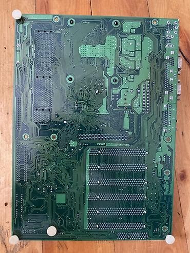 komputer ekrani: EPoX EP-4B2A anakart + prosessor soyuducusu - Çipset: Intel 440BX - — 3