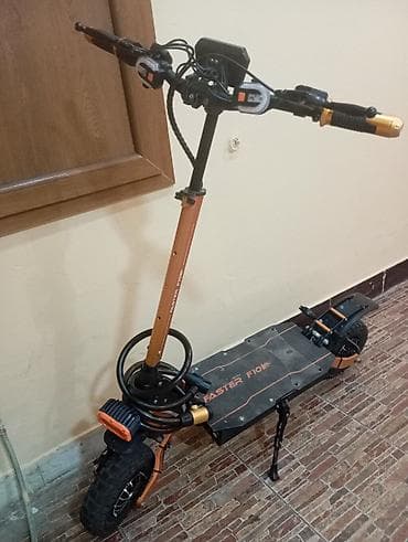 electron scuter: İşlənmiş Elektrik samokat 10", > 1000 Vt, > 45 km/s, Ünvandan götürmə, Ödənişli çatdırılma — 3