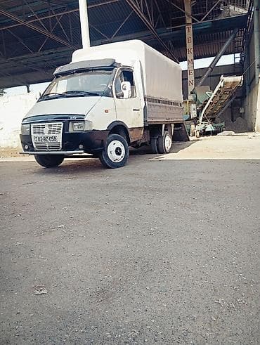 ford transit satışı: Yükdaşıma üçün praktik, tentli kiçik tonnajlı yük maşını — 3