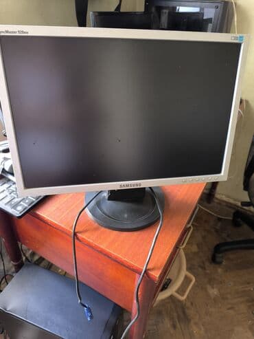 2 ədəd monitor: Monitorlar — 1