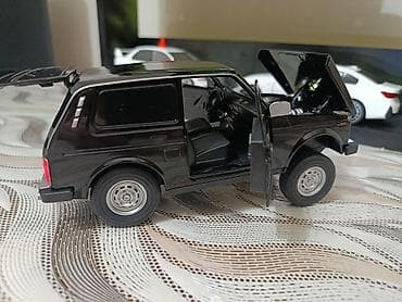 Məhsul: LADA Niva (VAZ-2121) metal maket avtomobil - Miqyas: 1:24 — 4