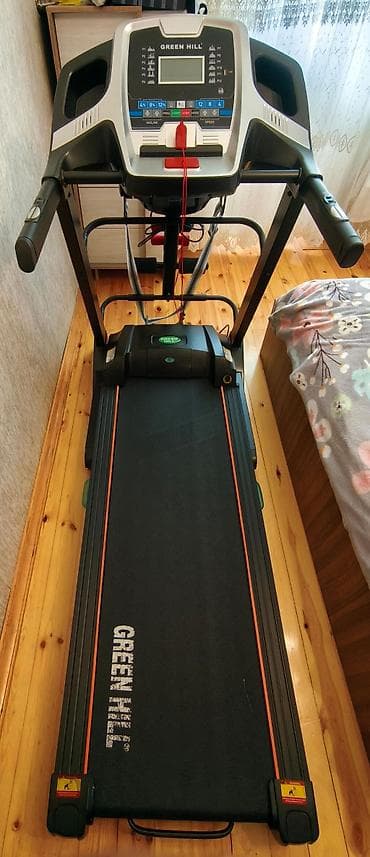 GREEN HILL qaçış trenajoru - Elektriklə işləyən qaçış yolu, konsolda