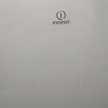 2 qapılı Indesit Soyuducu Satılır, rəng - Ağ