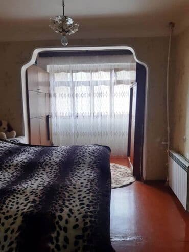 9 ci mikrorayon satilan evler: Bakı, 3 otaqlı, Köhnə tikili, 85 kv. m — 3