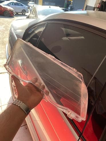 bmw e60 m: Salam,e46 dorestayl fara şüşesidir. 
Sağ ve sol
çat,siniq yoxdur — 2