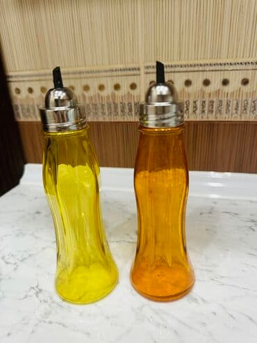 Yağ qabı.zeytun yagi,sirke.limon suyu qabı.2 su bir yerde 3 manatdi