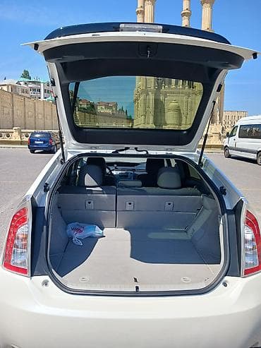 led iwiqlar: Toyota Prius: 1.8 l | 2012 il Hetçbek — 8