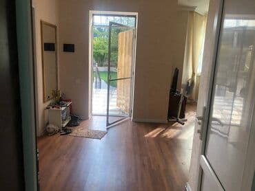 kirayə evlər otaq yoldaşı: 120 kv. m, 4 otaqlı — 24