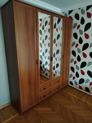 İşlənmiş, 6 qapı, Güzgülü, Qəhvəyi, Taxta, Açılan, Düz dolab lalafo.az -da İşlənmiş, 6 qapı, Güzgülü, Qəhvəyi, Taxta, Açılan, Düz dolab