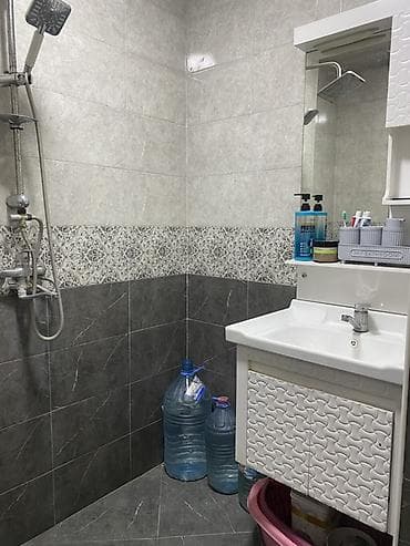 xirdalanda ev: 1 otaqlı mənzil – studiya tipli zal + mətbəx, ayrıca yataq otağı və — 6