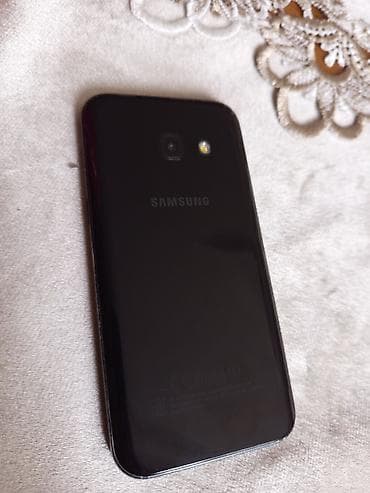 iphone 8plus qiymeti: Samsung Galaxy A3 2017, 16 GB, rəng - Qara, Barmaq izi — 4