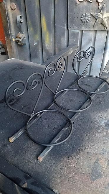 koji beri: Dəmir divar üçün dekorativ güldan asqısı və balkon qızılqabağı - — 3