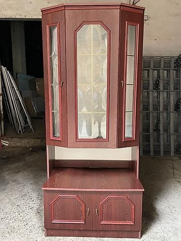 Vitrinli bufet şkaf - Material: ağac teksturalı laminat/MDF - Rəng