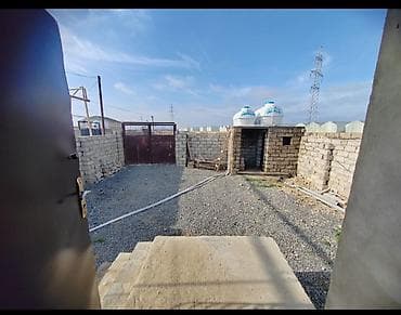 mida yasamal 3 otaq: 2 otaqlı həyət evi - Plan: 2 ayrı yataq/yaşayış otağı, ayrıca mətbəx — 4