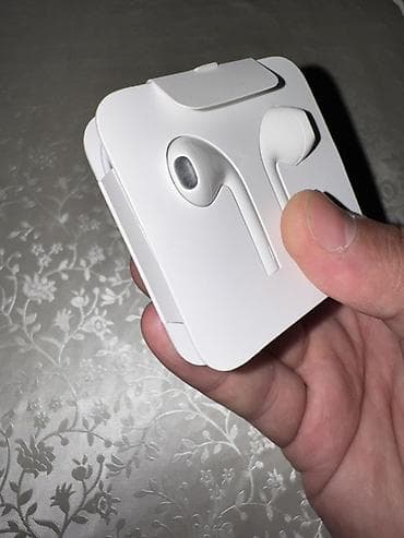 bergamo et ceken: Iphone orjinal qulaqlıq (nauşnik). Üstündən cixmadı hec istifade bele — 3
