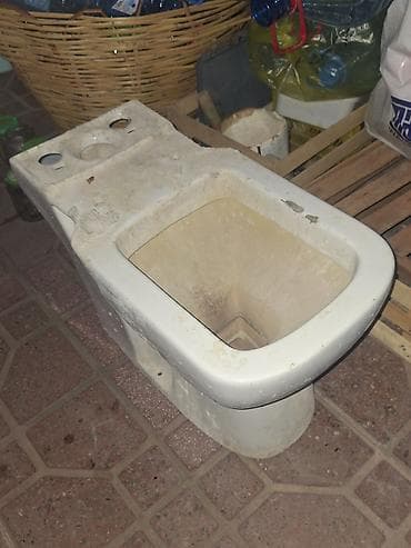 Unitaz satilir. İstəyən əlaqə saxlasın. Watsap aktivdir. Ünvan Baki