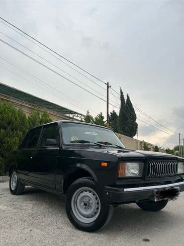 ваза напольная стеклянная высокая без узора: VAZ (LADA) 2107: 1.6 l | 2010 il 22000 km Sedan — 3