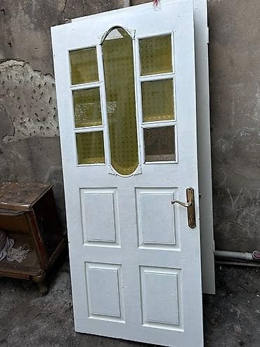 col qapıları: Mohkem taxta 4 eded qapi fortuckalar hamisi bir yerde 60 manata — 2