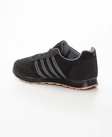 ağ kişi krossovkaları: Kişi idman krossovkası - Rəng: qara, yanlarda tünd boz dekorativ 3 — 4