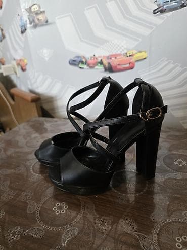 Tuflilər: Qadın yüksək dabanlı sandal – qara rəng az islenmis. real alana — 6
