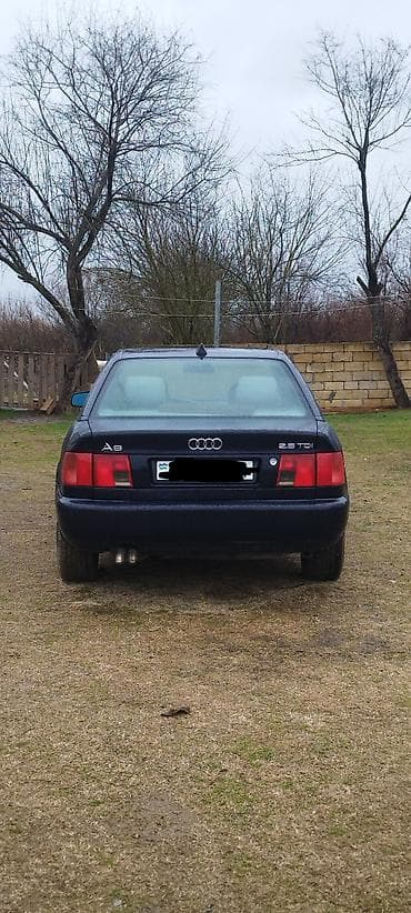 mator yastigi: Audi A6: 2.5 l | 1995 il Sedan — 2