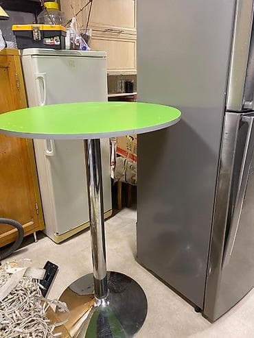 Bar masası, İşlənmiş, Açılmayan, Laminat, Yumru masa