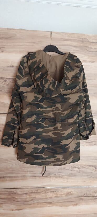 sarı rəngli kişi gödəkçəsi: M razmer.şalvarida var.destdir.tek penceyi satilir.geynilmeyib — 9