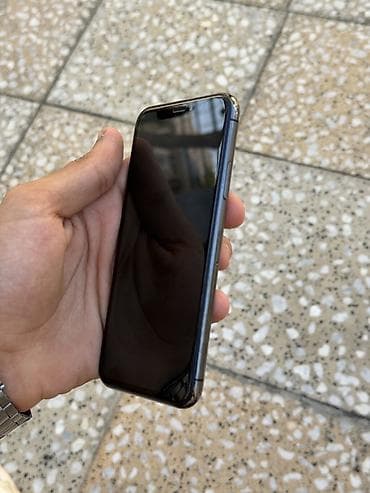 iphobe x: IPhone X, 64 GB, Space Gray — 6