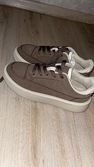 Кроссовки и спортивная обувь: Размер: 37.5, цвет - Коричневый, Новый — 2