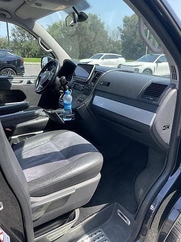 mini canqan: Volkswagen Multivan: 2 l | 2011 il Van/Minivan — 7