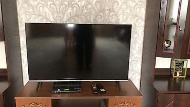 berlin televizor: LED televizor və rəqəmsal TV qəbuledicisi dəsti - Ekran: təxminən — 1