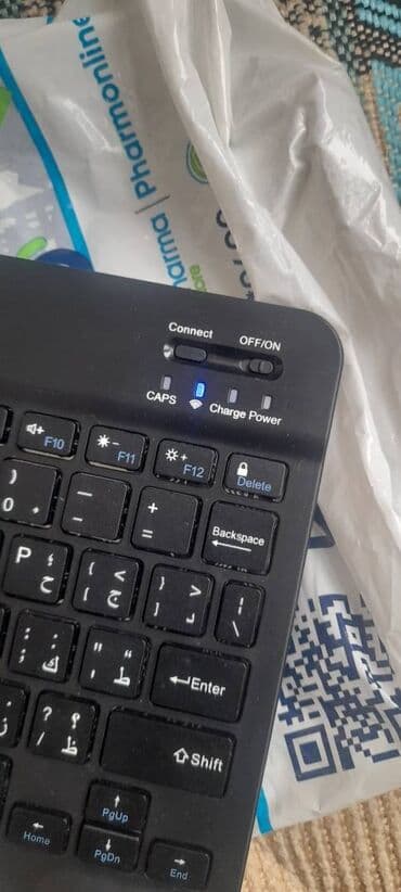 Kompüter ehtiyyat hissələri: Blutuz klaviatura — 3