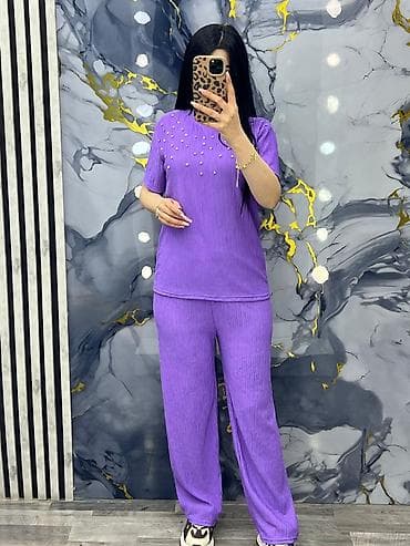 desd paltarlar: Qadınlar üçün iki hissəli gündəlik dəst - Model: qısaqol üst və düz — 5