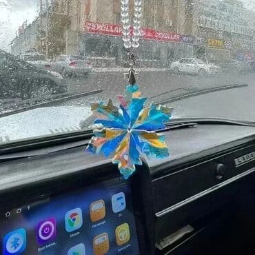 Avtomobil üçün aromatizator: Eldedi. (gutu ya mewocek+paket+pasport verilir) catdirilma var(metro — 7