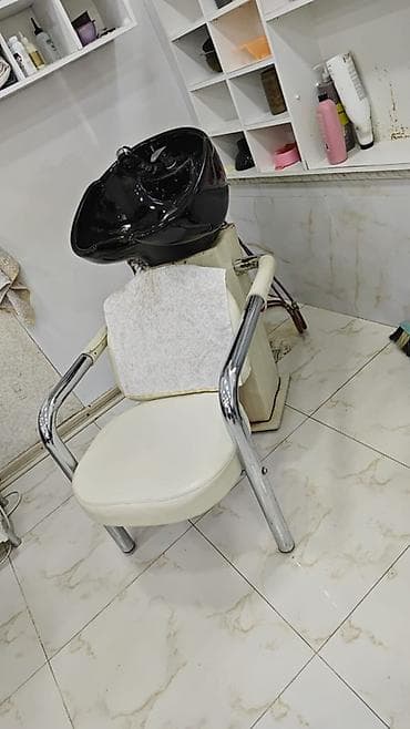 kreslo gence: Salon üçün saç yuma stansiyası - Qara rəngli, dərin keramik/yüksək — 1