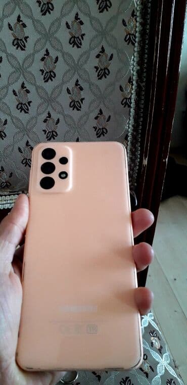 telefon feni: Samsung Galaxy A52 — 2