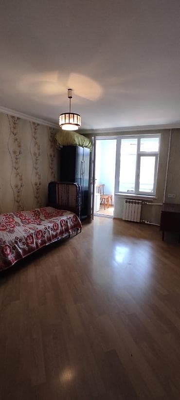 saatlı rayonu: Bakı, 1 otaqlı, Köhnə tikili, m. Neftçilər, 35 kv. m — 2