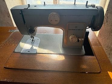 masaj elanlari: Çayka 132M tikiş maşını – dolablı komplekt - Model: Чайка-132M — 1