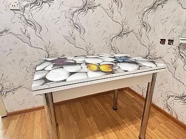 Mətbəx masası, İşlənmiş, Açılmayan, Şüşə, Dördbucaq masa