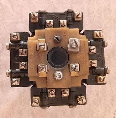 Krestovin Sənaye tipli joystick tipli istiqamətləndirici idarəetmə — 8