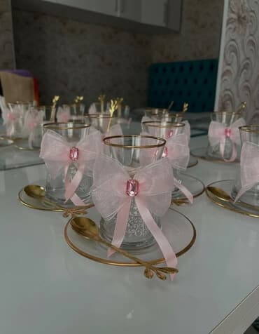 gumuş qablar: Qədəhlər — 2