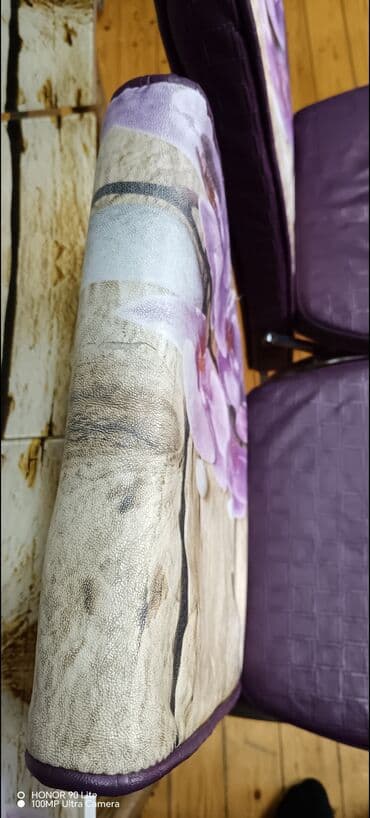 мадам коко баку: Masa desti satilir yeniden ferqlenmir 2 stulu var 100 azn satlır — 4