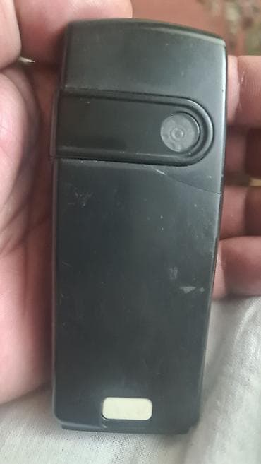 Nokia < 2 GB Memory Capacity, rəng - Gümüşü, Düyməli — 2