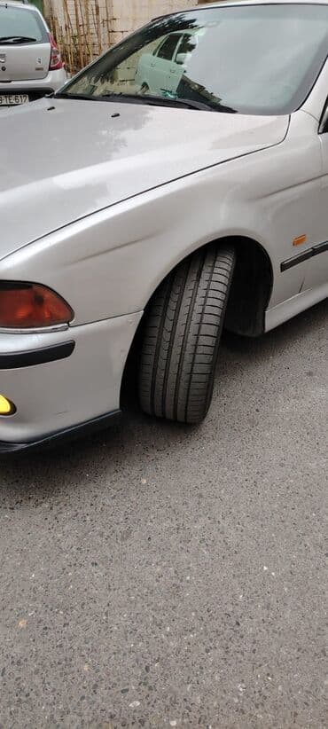 BMW 5 series: 2.8 l | 1997 il Sedan