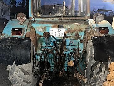 traktör: Traktor MTZ 80 Belarus – mavi kabinli, arxa üç nöqtəli asqı sistemi və — 5